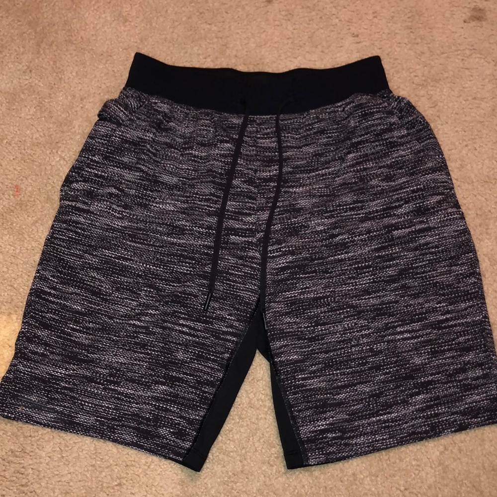 Lululemon T.H.E. Short 9” Lined